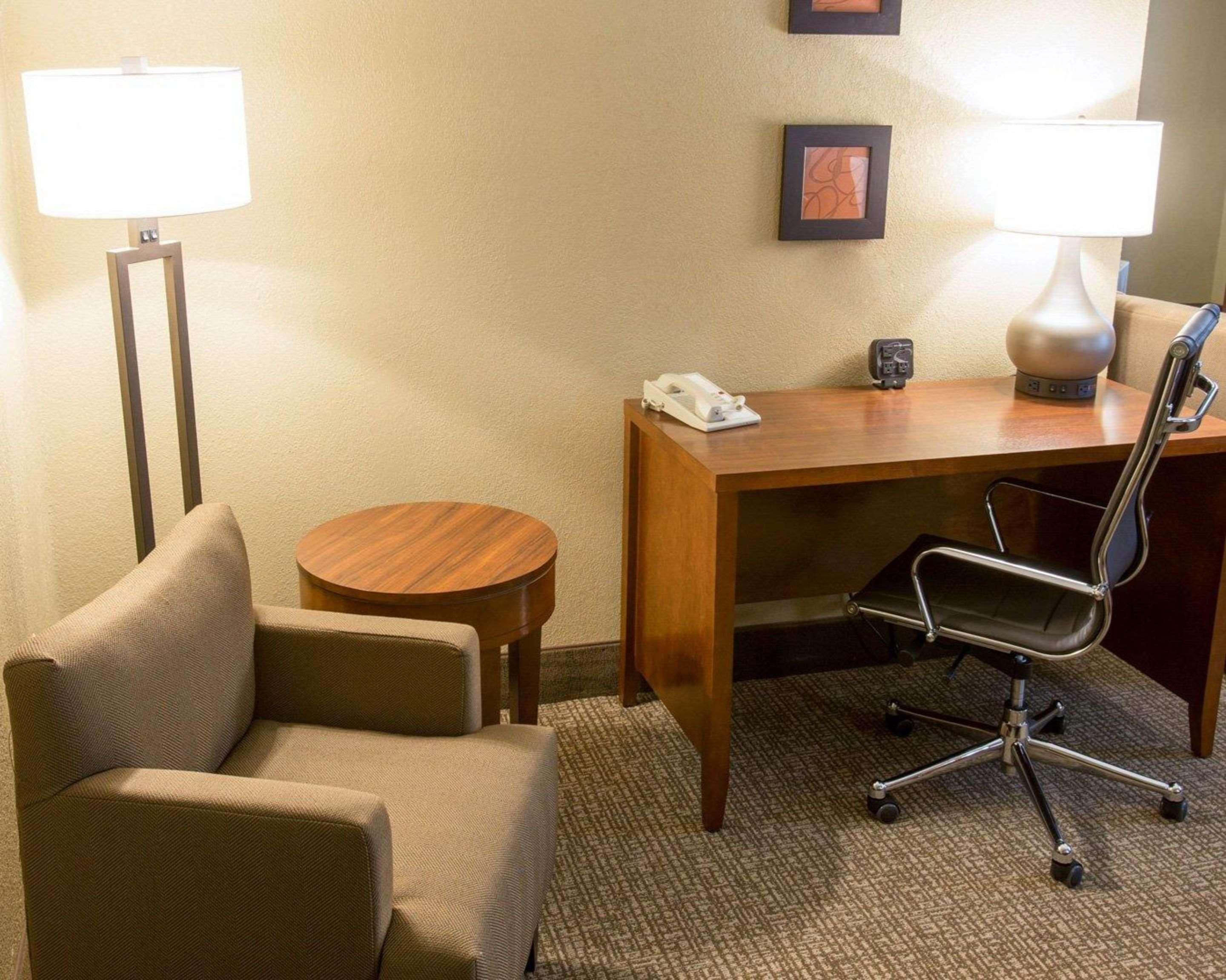 Comfort Suites Grand Rapids South Kentwood Dış mekan fotoğraf